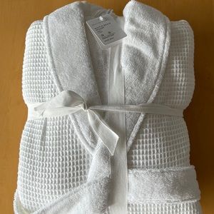 Waffle Weave Resort robe